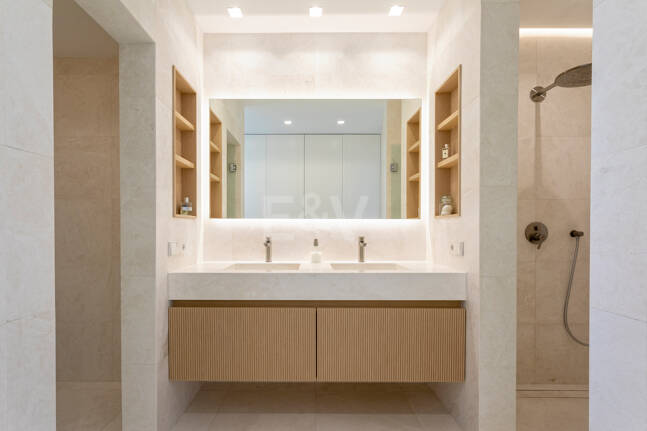 Stilvolles Apartment Direkt Am Golfplatz Nahe Allen Annehmlichkeiten In Guadalmina Alta