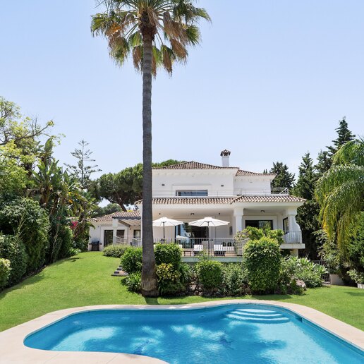Charming Villa in the Heart of the Golf Valley Las Brisas