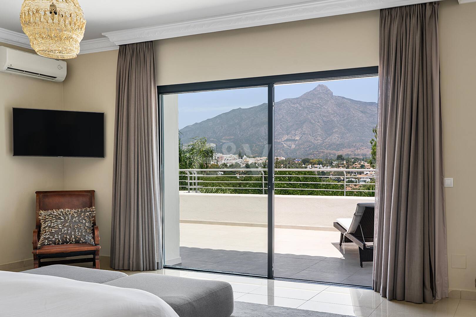 Villa au coeur de la vallée du golf Las Brisas