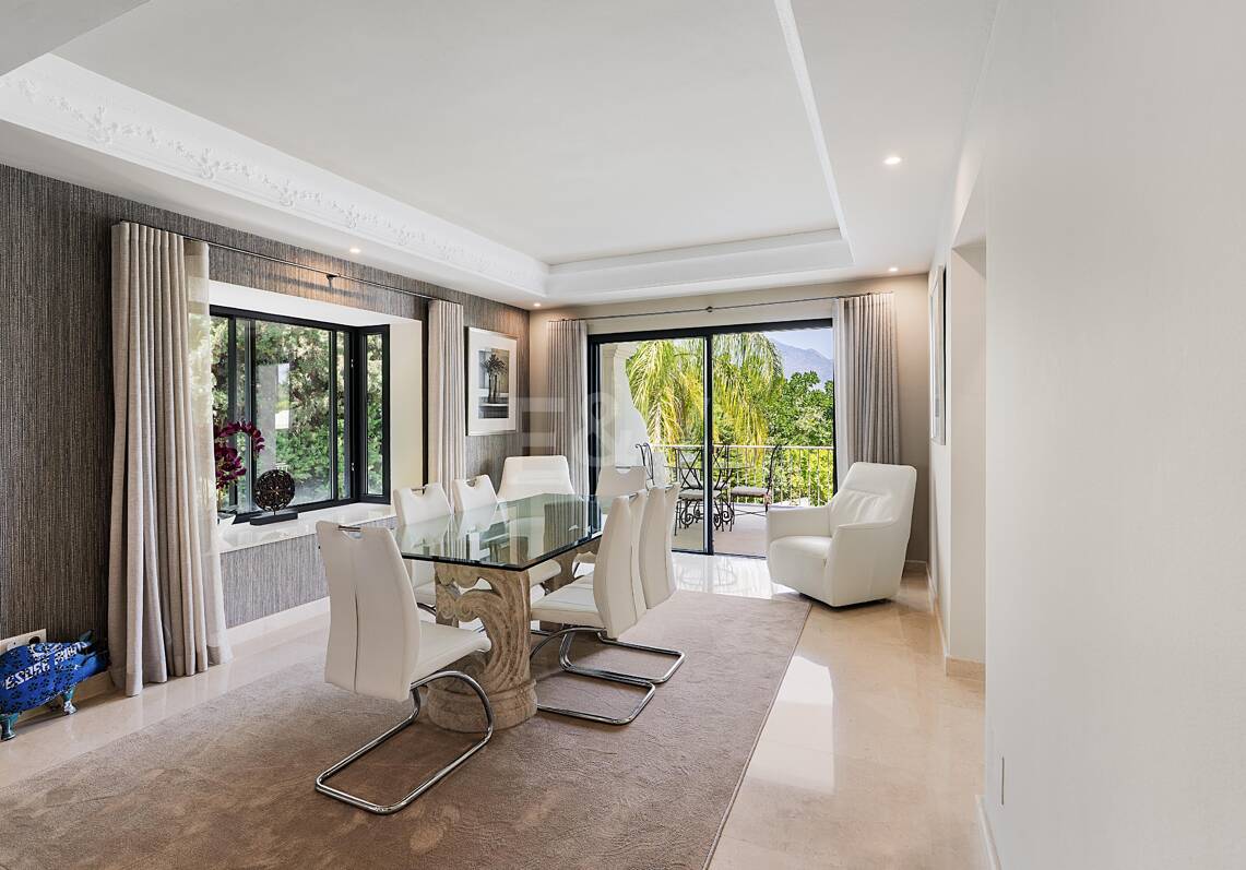 Villa au coeur de la vallée du golf Las Brisas
