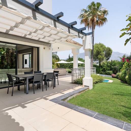 Villa en el Corazón del Valle del Golf Las Brisas