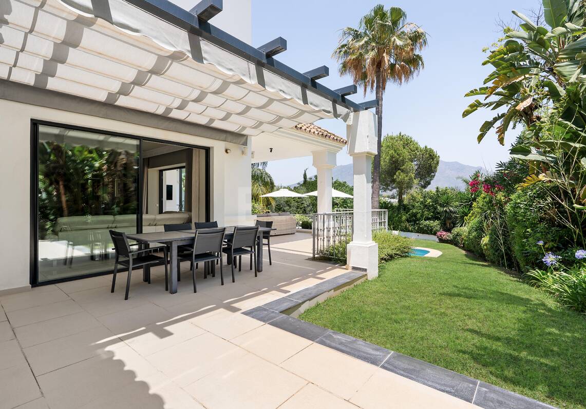 Villa au coeur de la vallée du golf Las Brisas