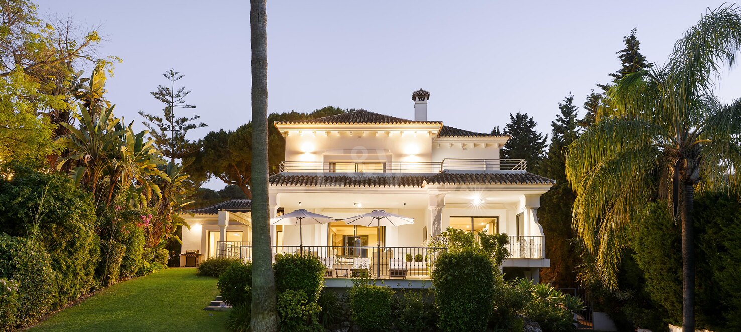 Charming Villa in the Heart of the Golf Valley Las Brisas