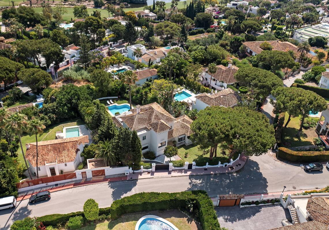 Villa au coeur de la vallée du golf Las Brisas