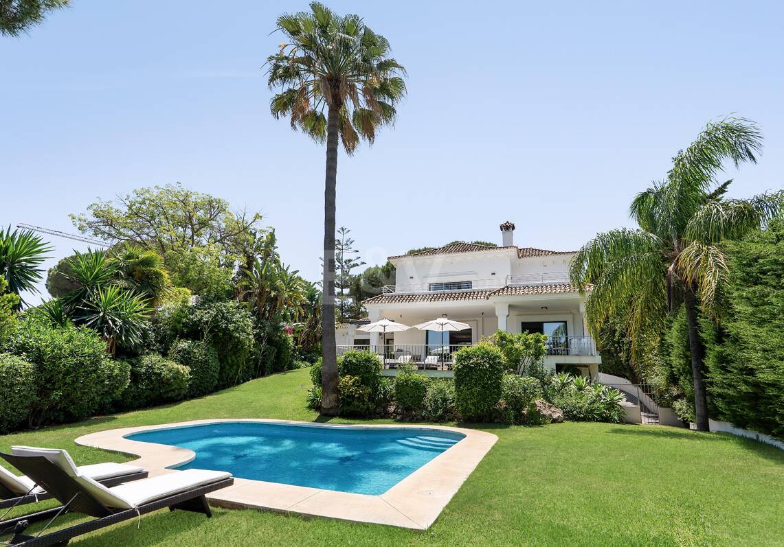 Villa au coeur de la vallée du golf Las Brisas