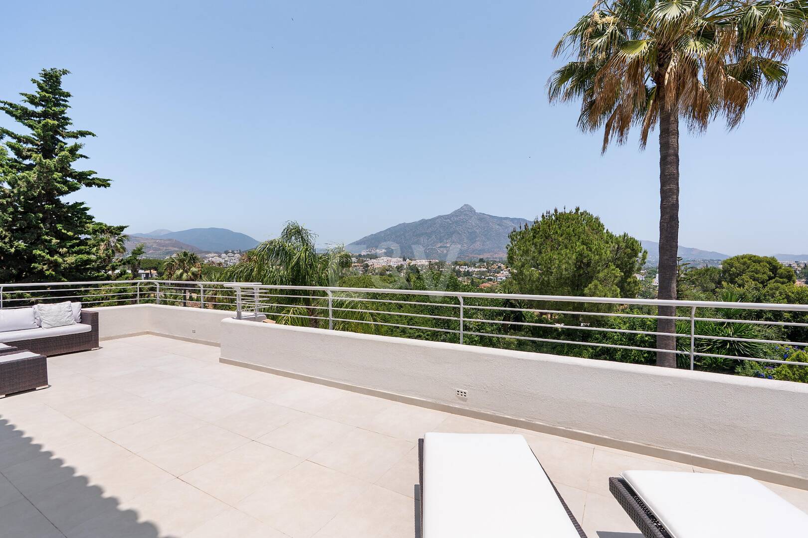 Villa au coeur de la vallée du golf Las Brisas