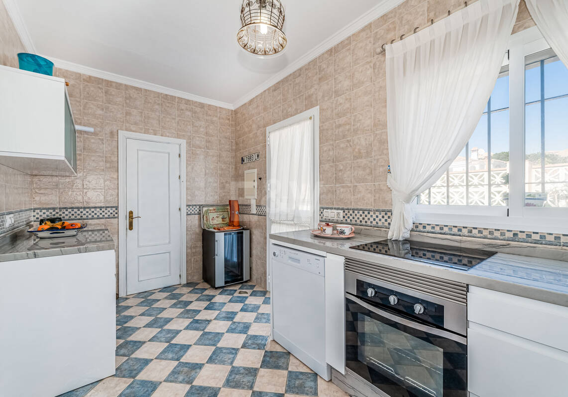 Coastal Charm: Seafront Villa with Stunning Views and Lush Gardens, All on a Single Level