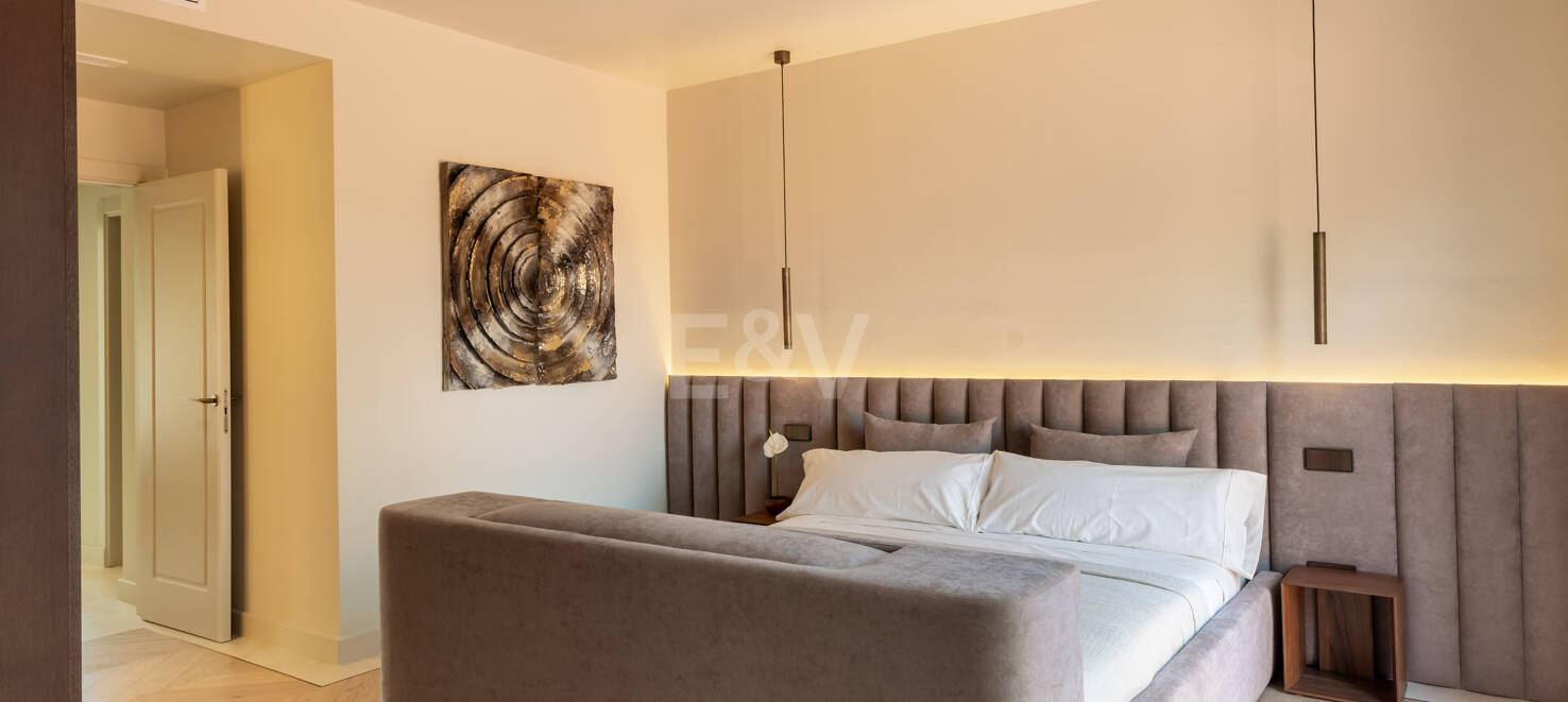 Maison de ville élégante avec vue sur la mer à Altos de Puente Romano