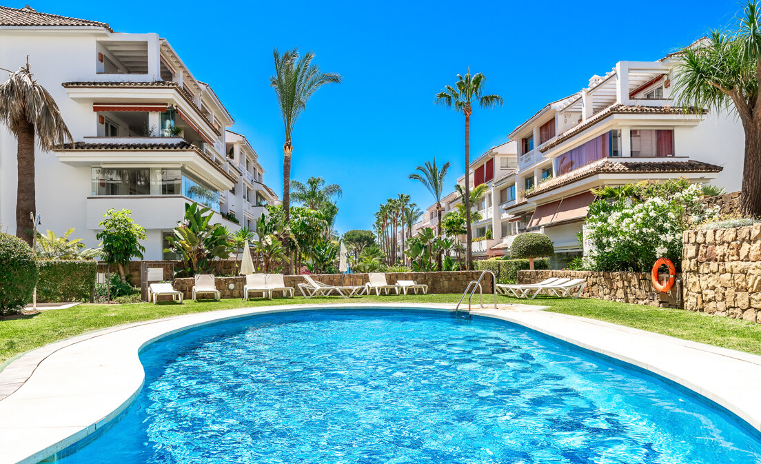 Lägenhet till salu i Beach Side Golden Mile, Marbella Golden Mile