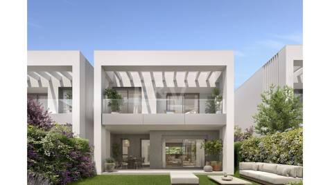Modern Beachside Townhouse i Elviria