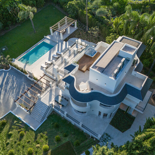 Villa Milan: A Sanctuary of Style & Serenity Next to Las Brisas Golf
