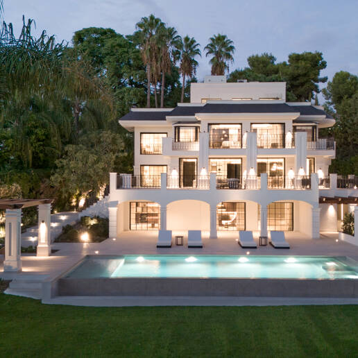 Villa Milan: Un oasis de elegancia y tranquilidad junto al campo de golf Las Brisas