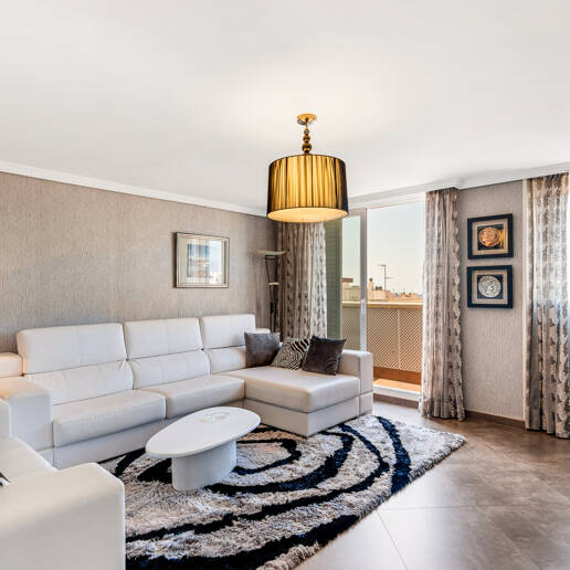 Marbella Beachside Top-Floor Apartment with Panoramic Views