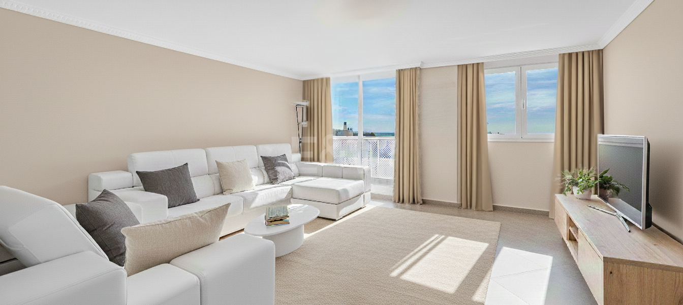 Marbella Beachside Top-Floor Appartement avec Panoramique Vues