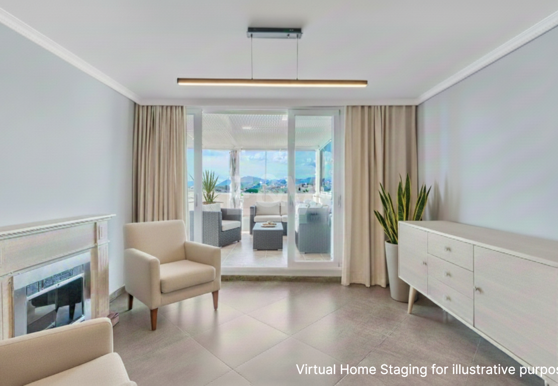 Marbella Beachside Top-Floor Appartement avec Panoramique Vues