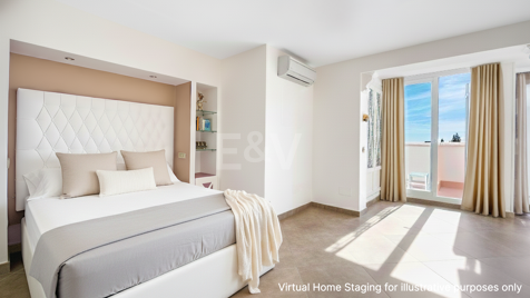 Apartamento en Planta Alta en Marbella con Vistas Panorámicas