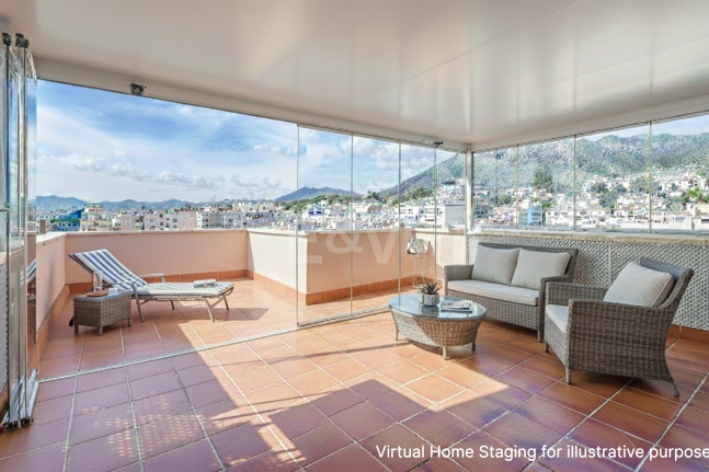 Marbella Beachside Top-Floor Appartement avec Panoramique Vues