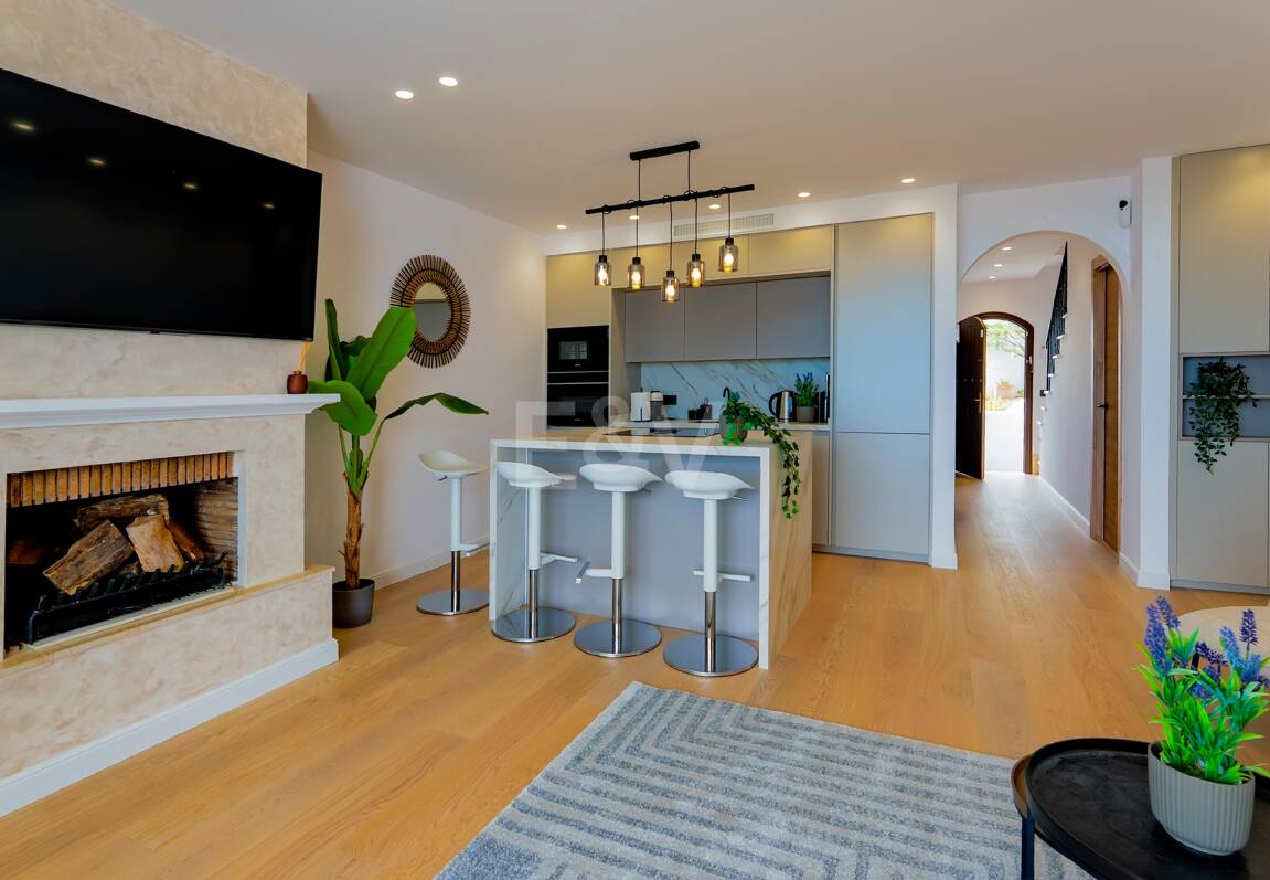 Elegant Townhouse z widokiem na morze i Golf Bliskość