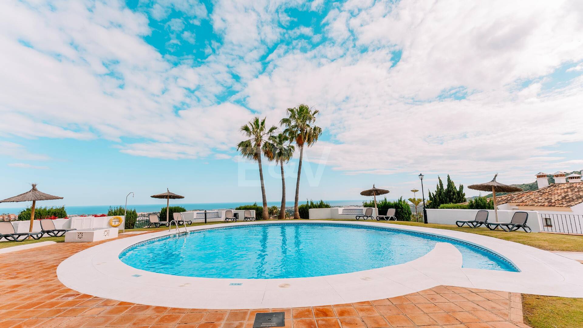 Elegant Townhouse z widokiem na morze i Golf Bliskość