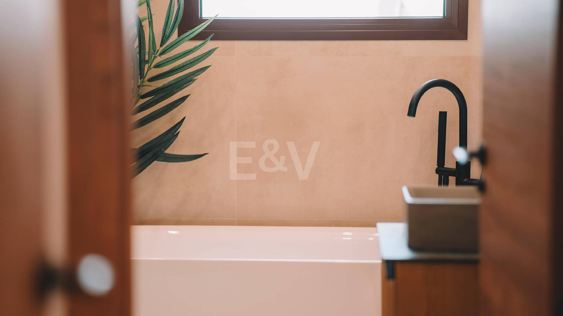 Elegant Townhouse z widokiem na morze i Golf Bliskość