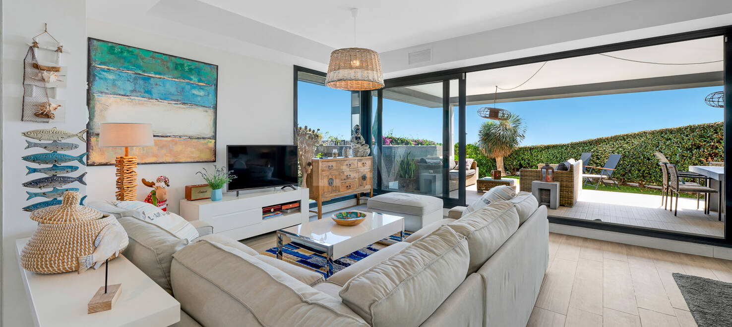Villa luxueuse avec vue sur la mer à 360° et terrasse sur le toit