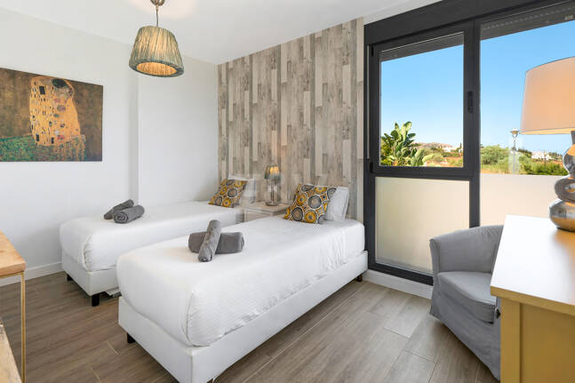 Villa luxueuse avec vue sur la mer à 360° et terrasse sur le toit