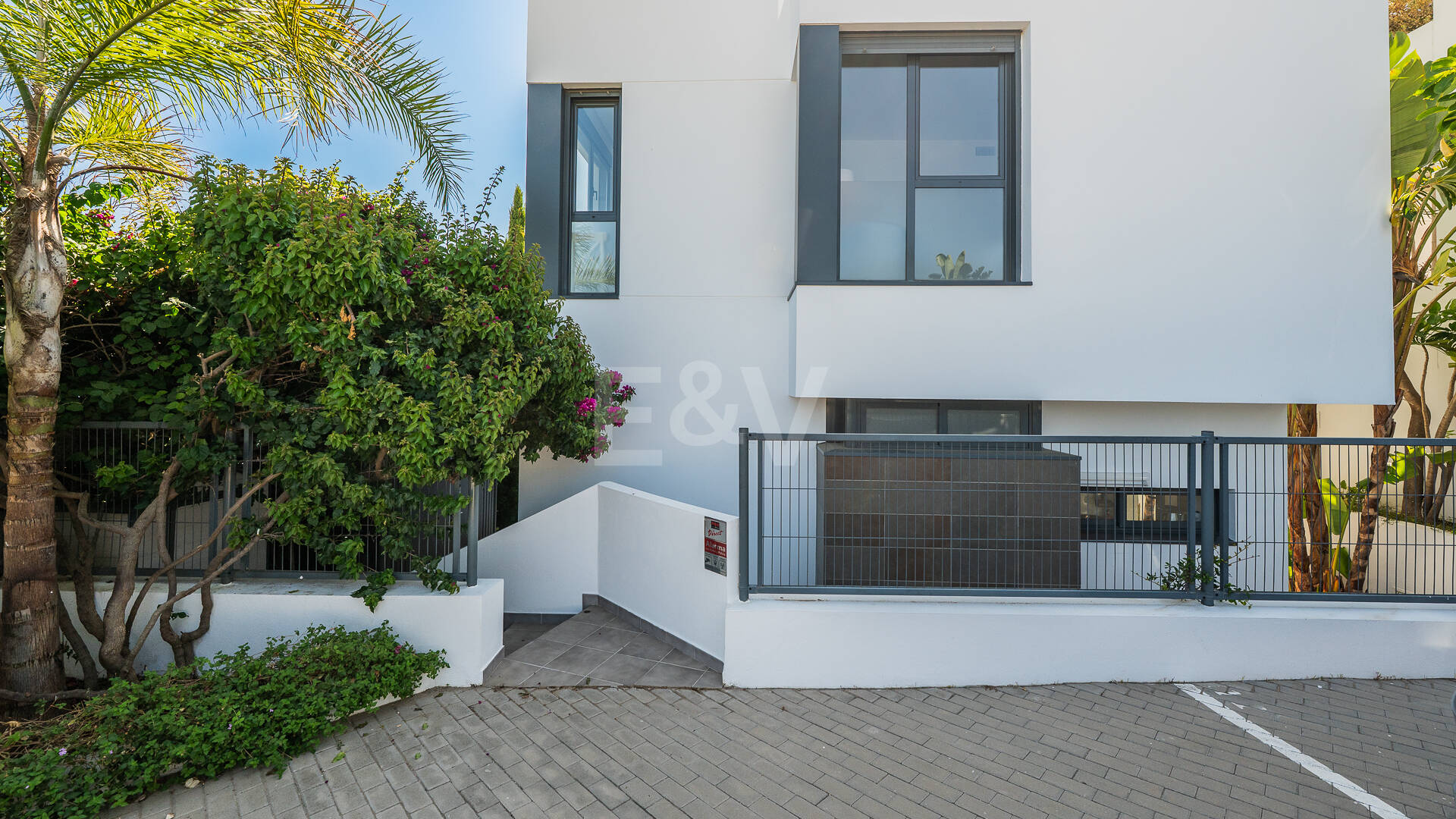 Villa luxueuse avec vue sur la mer à 360° et terrasse sur le toit