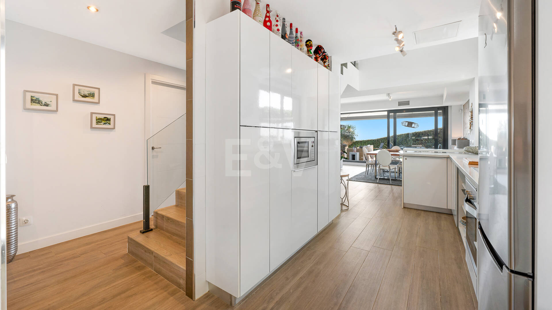 Villa luxueuse avec vue sur la mer à 360° et terrasse sur le toit