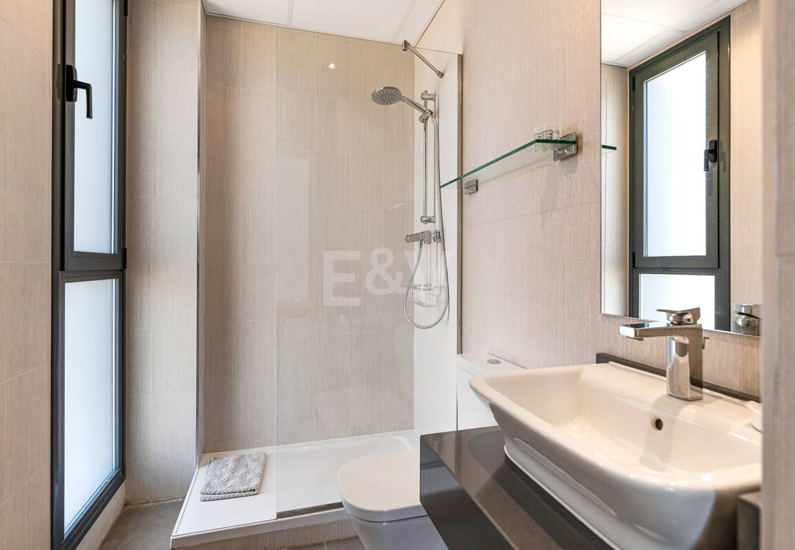 Villa luxueuse avec vue sur la mer à 360° et terrasse sur le toit