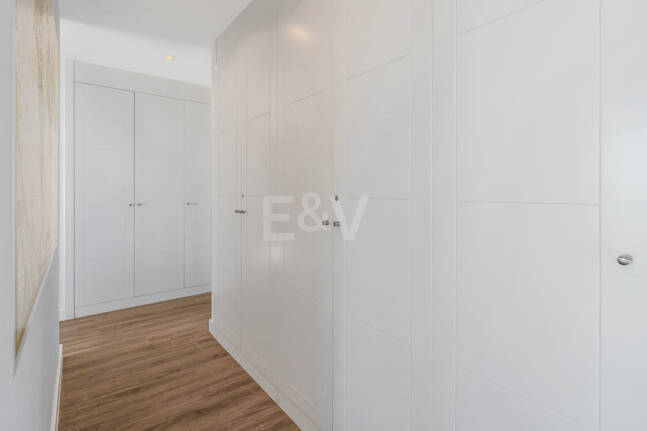 Villa luxueuse avec vue sur la mer à 360° et terrasse sur le toit