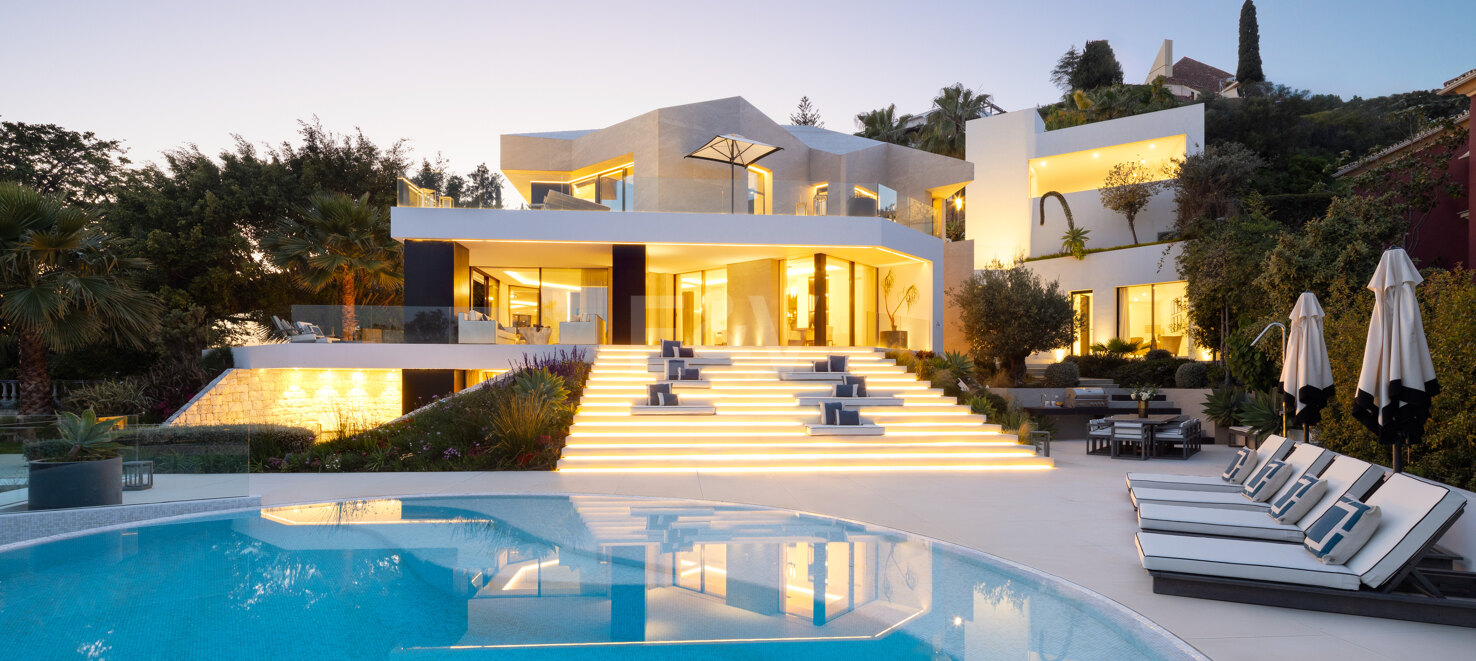 Villa contemporánea con vistas impresionantes en La Quinta