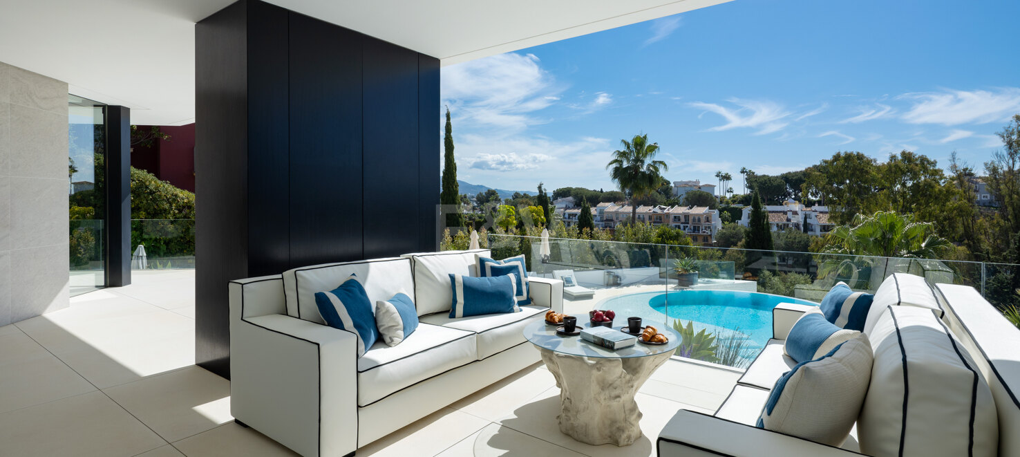 Villa contemporánea con vistas impresionantes en La Quinta
