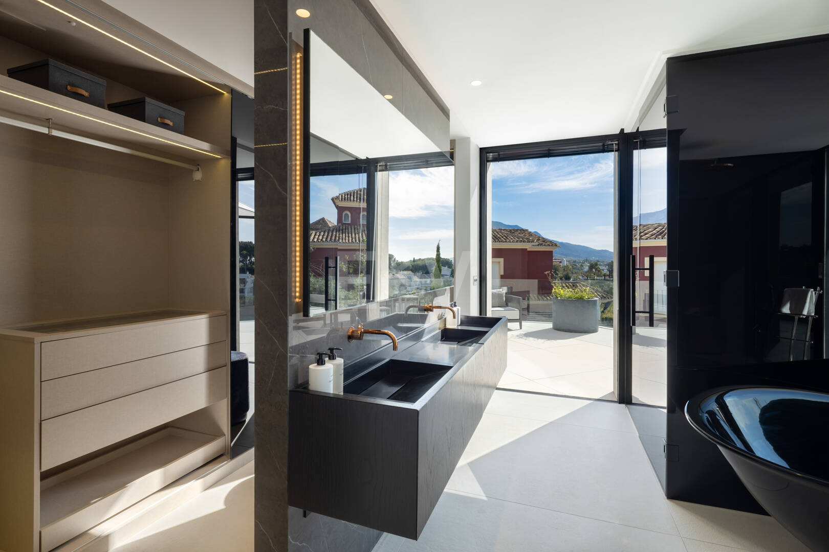 Författarens Villa med modern design, Wellness och Resort Style i La Quinta