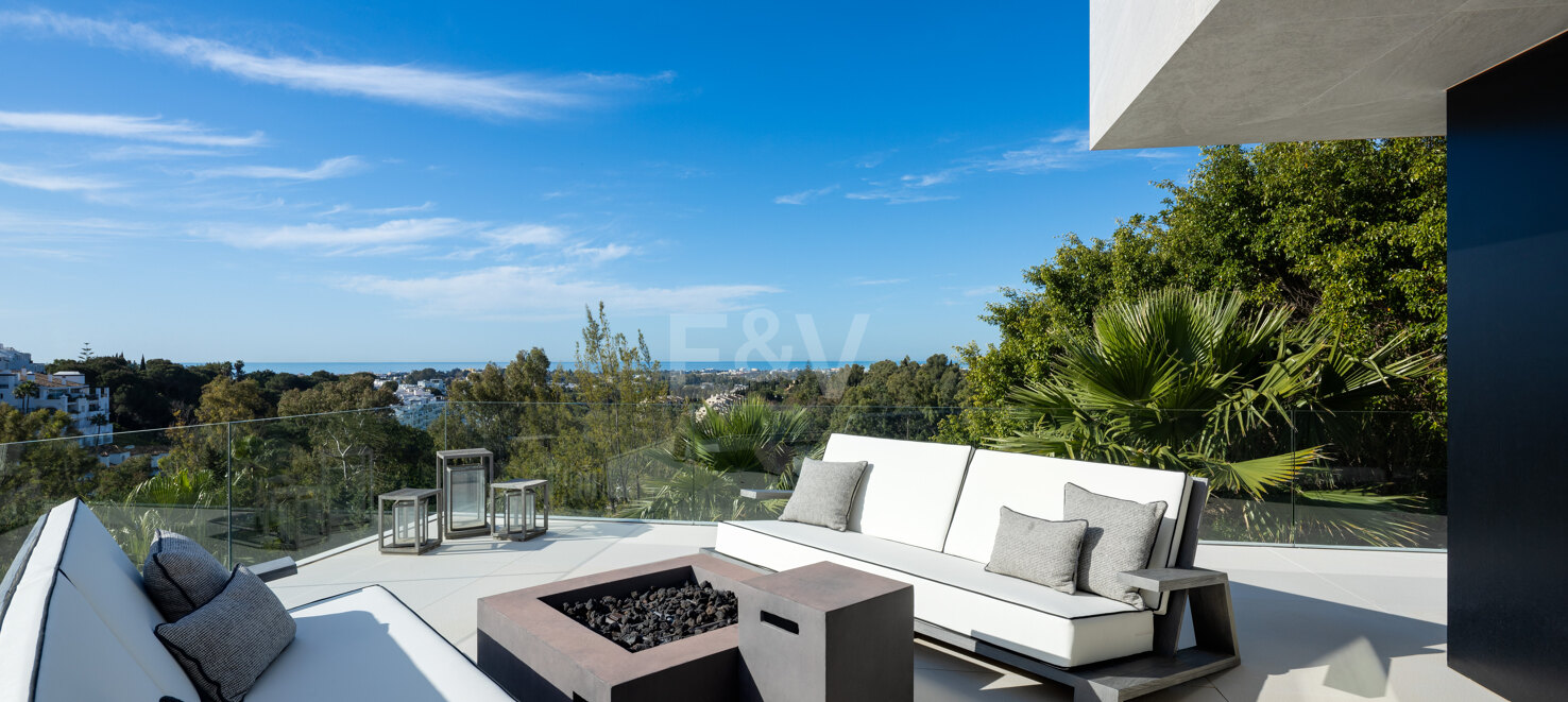 Villa contemporánea con vistas impresionantes en La Quinta