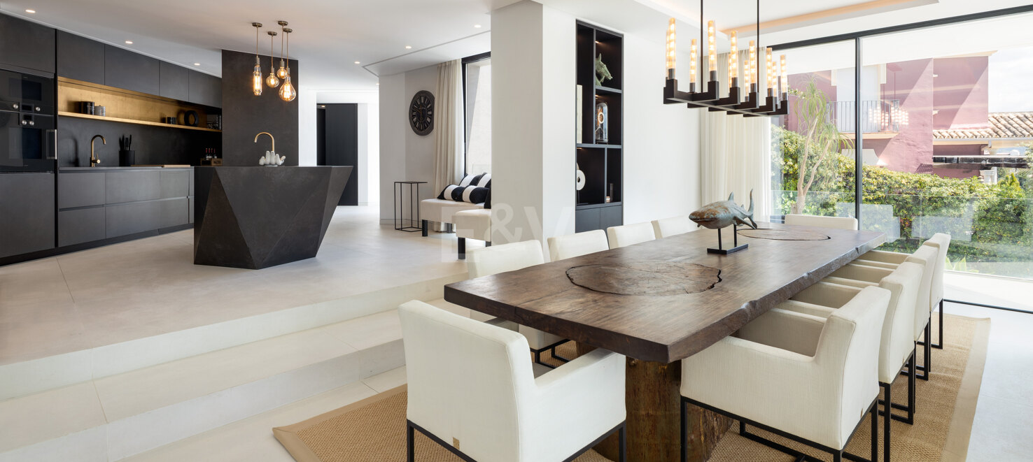 Villa contemporánea con vistas impresionantes en La Quinta