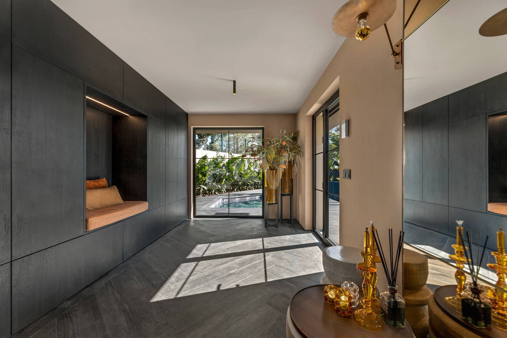 Gorgeous Balinese-Style Villa Surrounded by Golf Courses