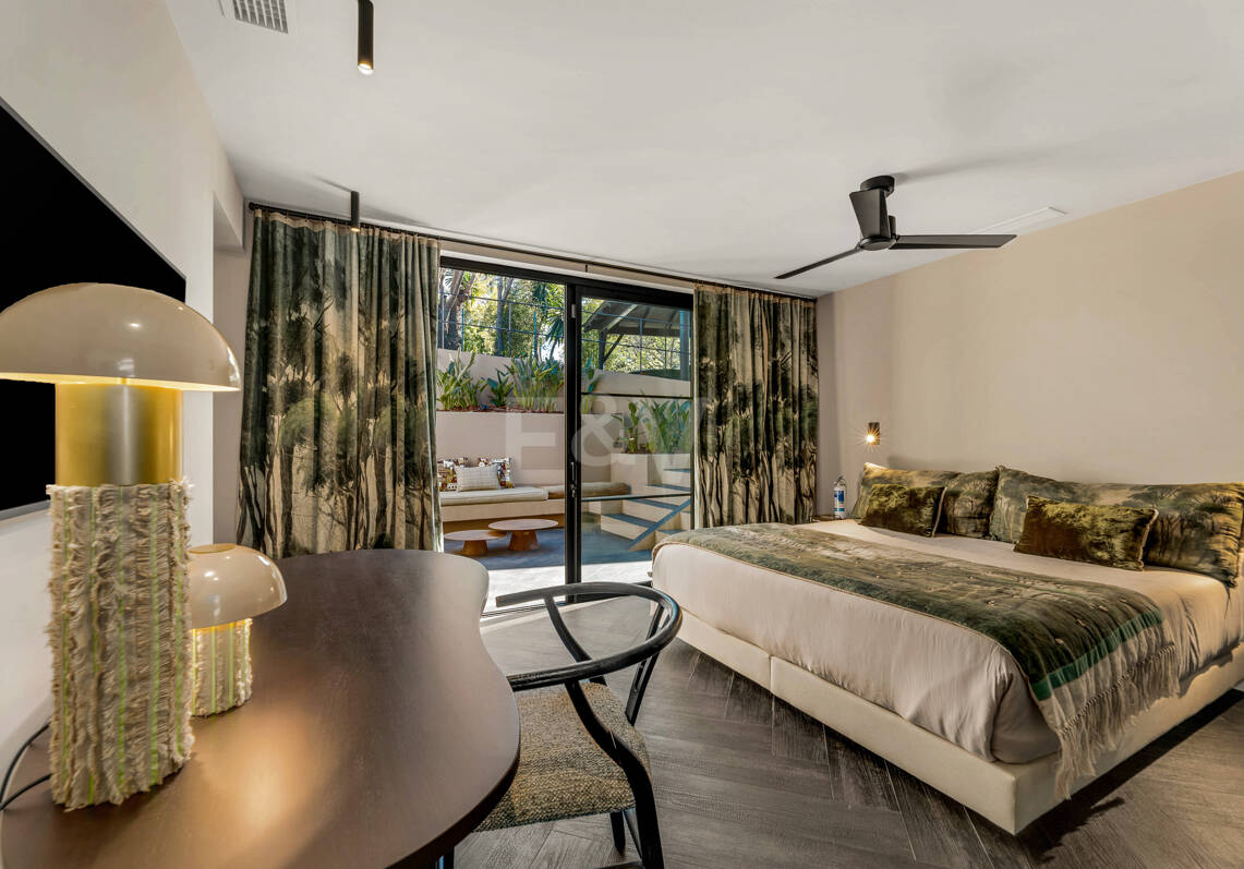 Gorgeous Balinese-Style Villa Surrounded by Golf Courses