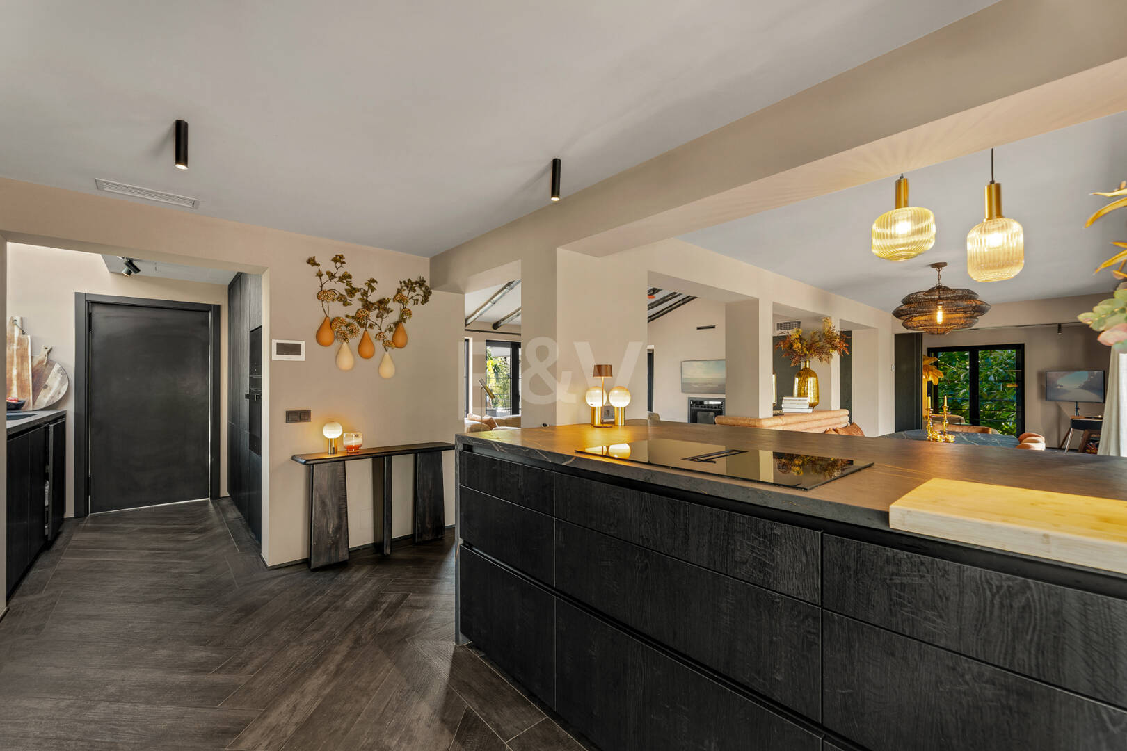 Gorgeous Balinese-Style Villa Omgiven av golfbanor