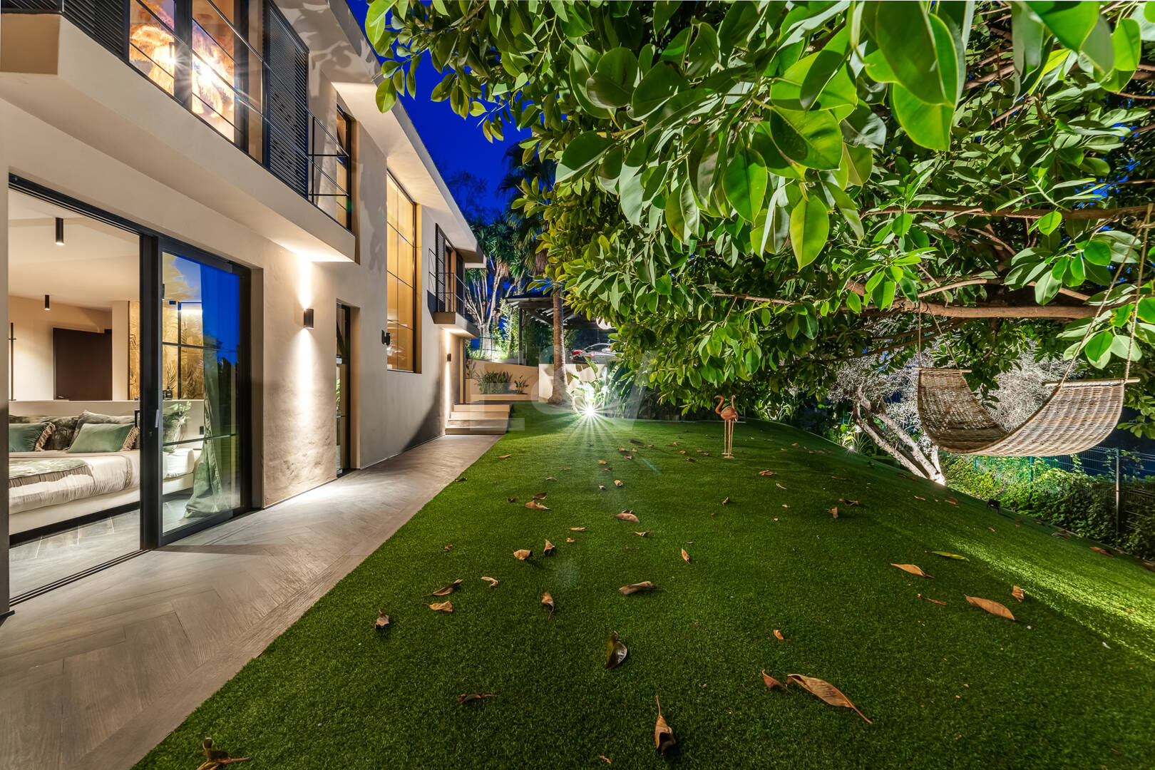 Gorgeous Balinese-Style Villa Surrounded by Golf Courses