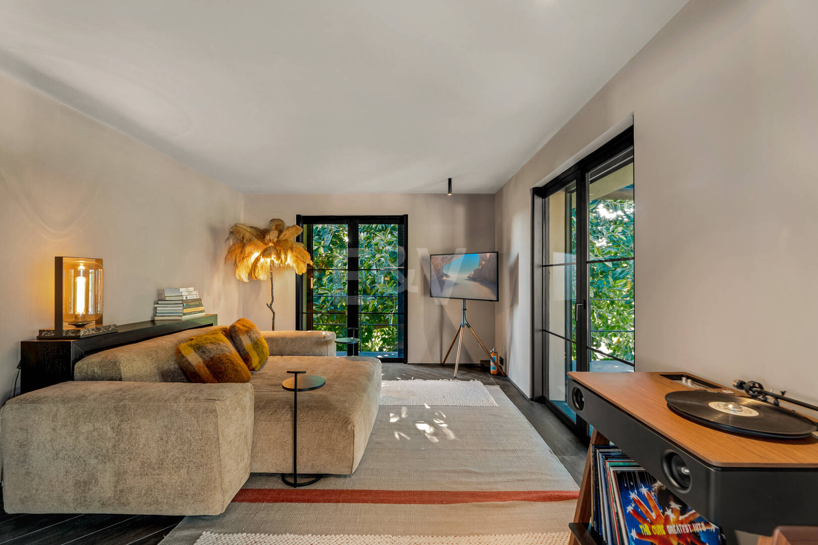 Gorgeous Balinese-Style Villa Omgiven av golfbanor