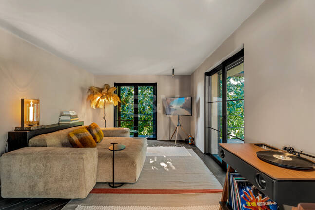 Gorgeous Balinese-Style Villa Omgiven av golfbanor