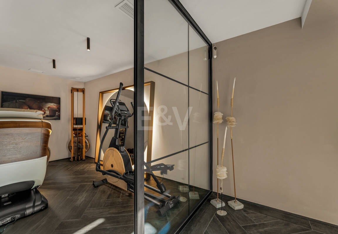 Gorgeous Balinese-Style Villa Omgiven av golfbanor