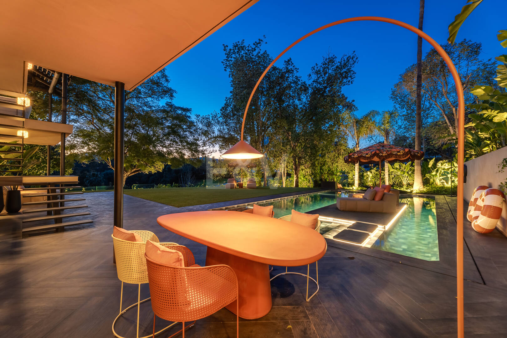 Gorgeous Balinese-Style Villa Surrounded by Golf Courses