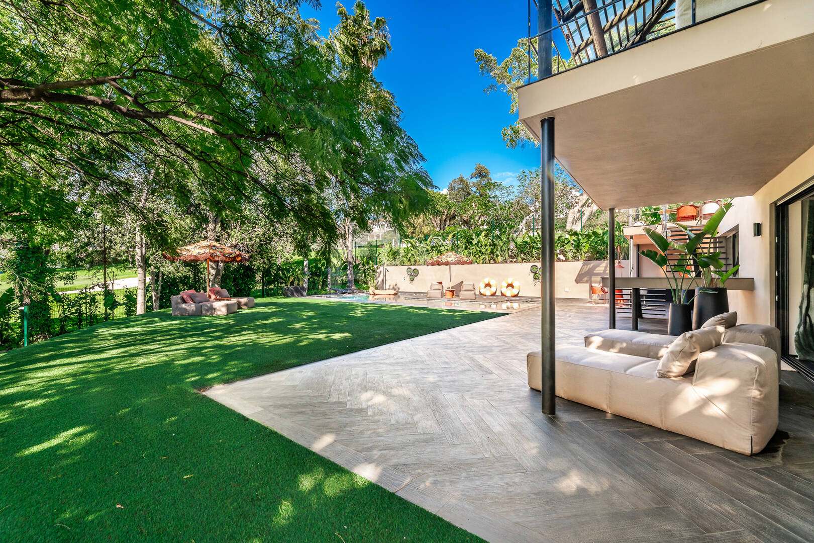 Gorgeous Balinese-Style Villa Surrounded by Golf Courses