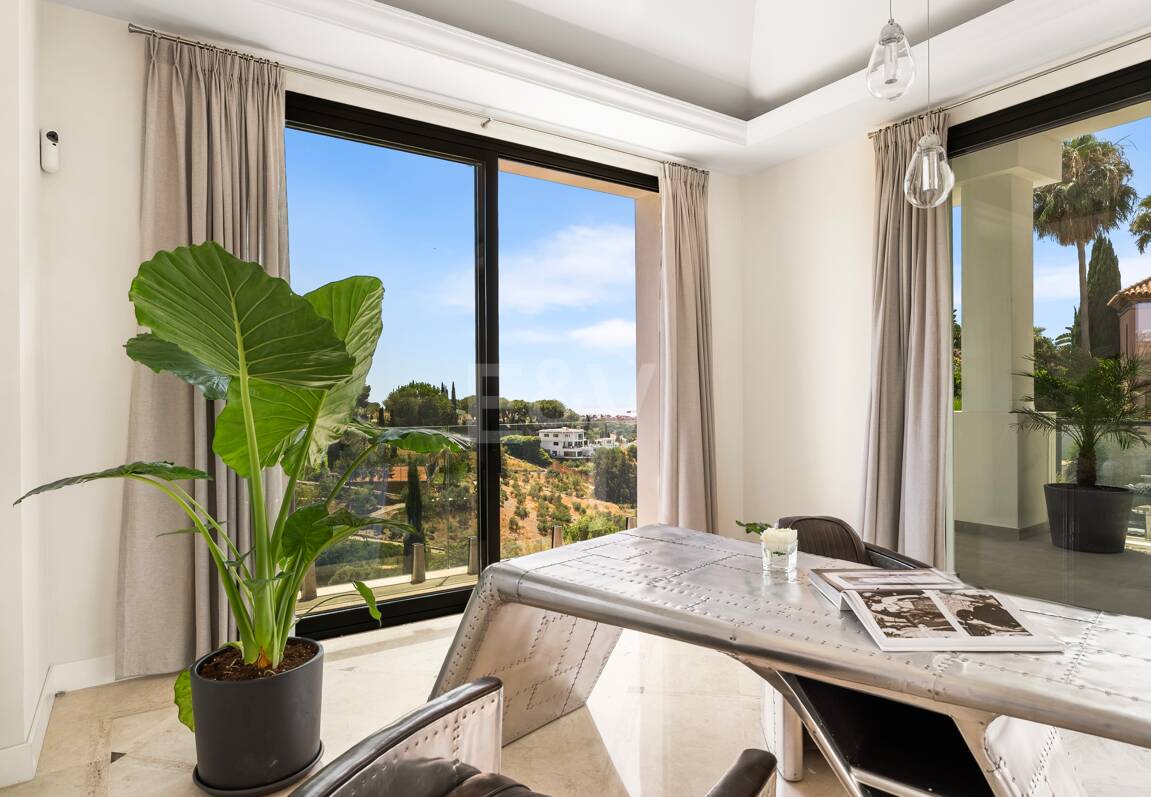 Villa avec mélange harmonieux de tradition et de luxe moderne