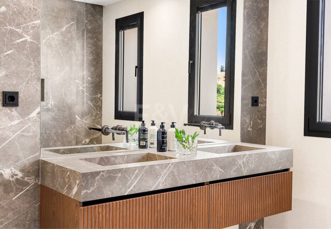 Villa avec mélange harmonieux de tradition et de luxe moderne