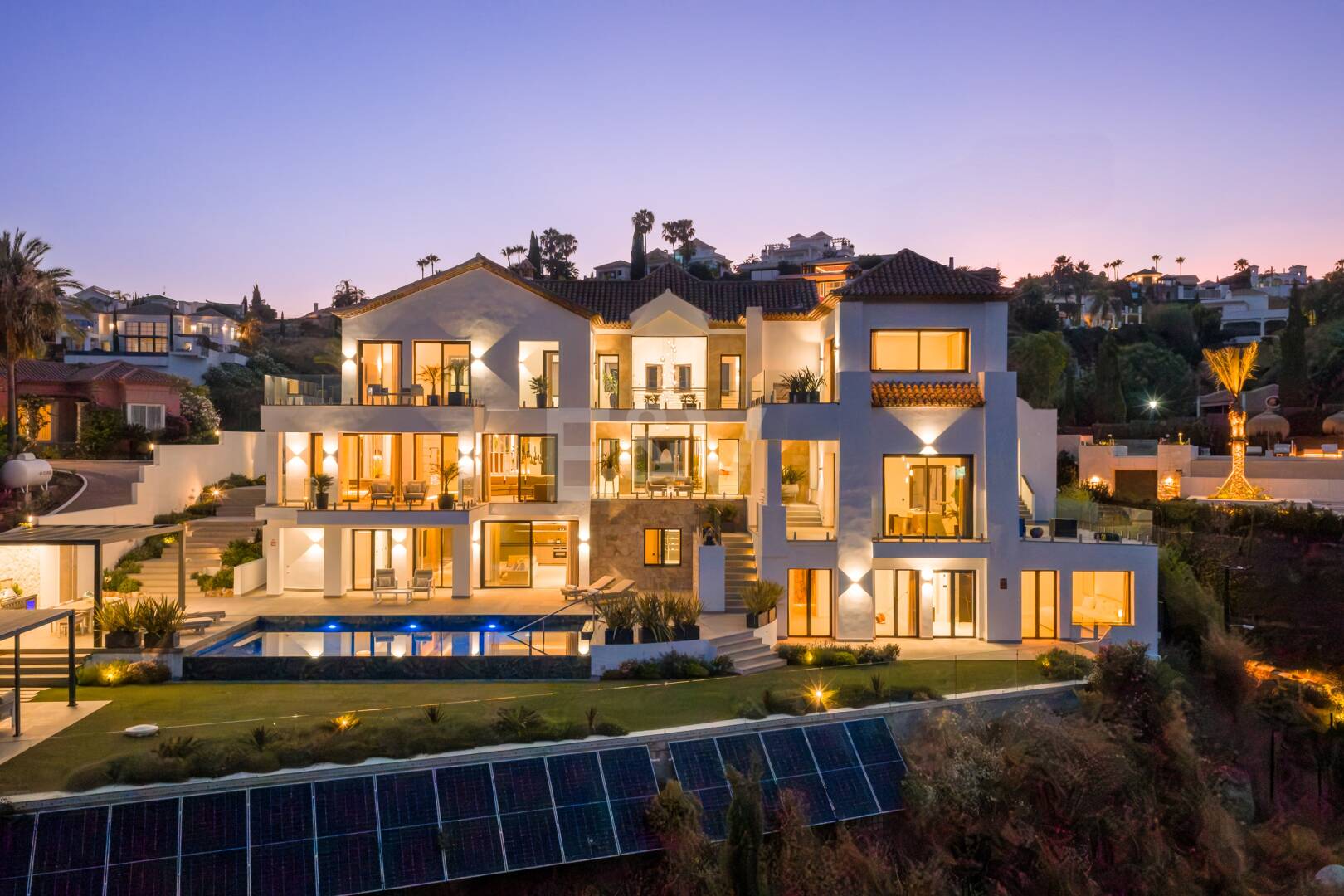 Villa avec mélange harmonieux de tradition et de luxe moderne