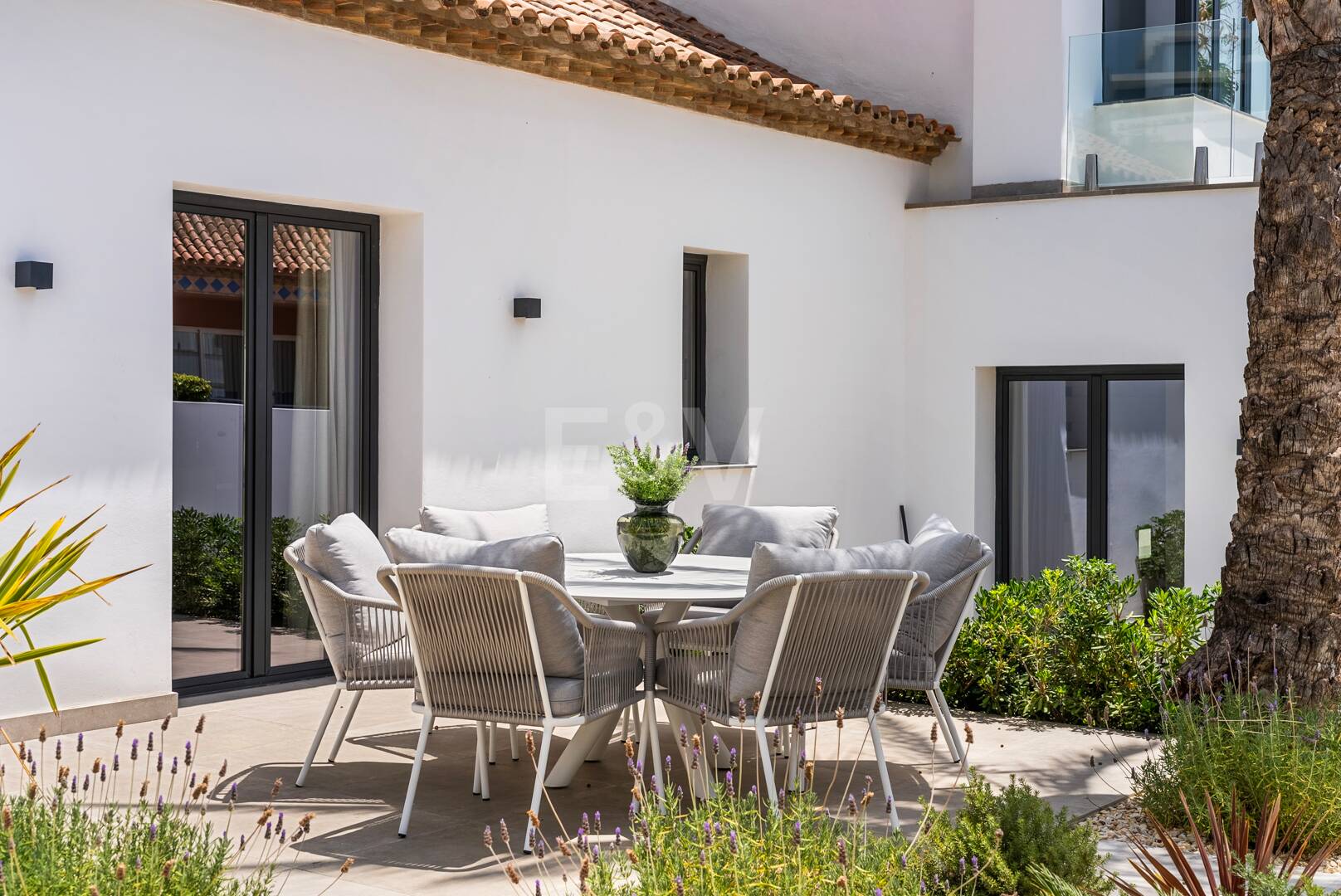 Villa avec mélange harmonieux de tradition et de luxe moderne