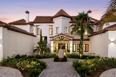 Villa avec mélange harmonieux de tradition et de luxe moderne