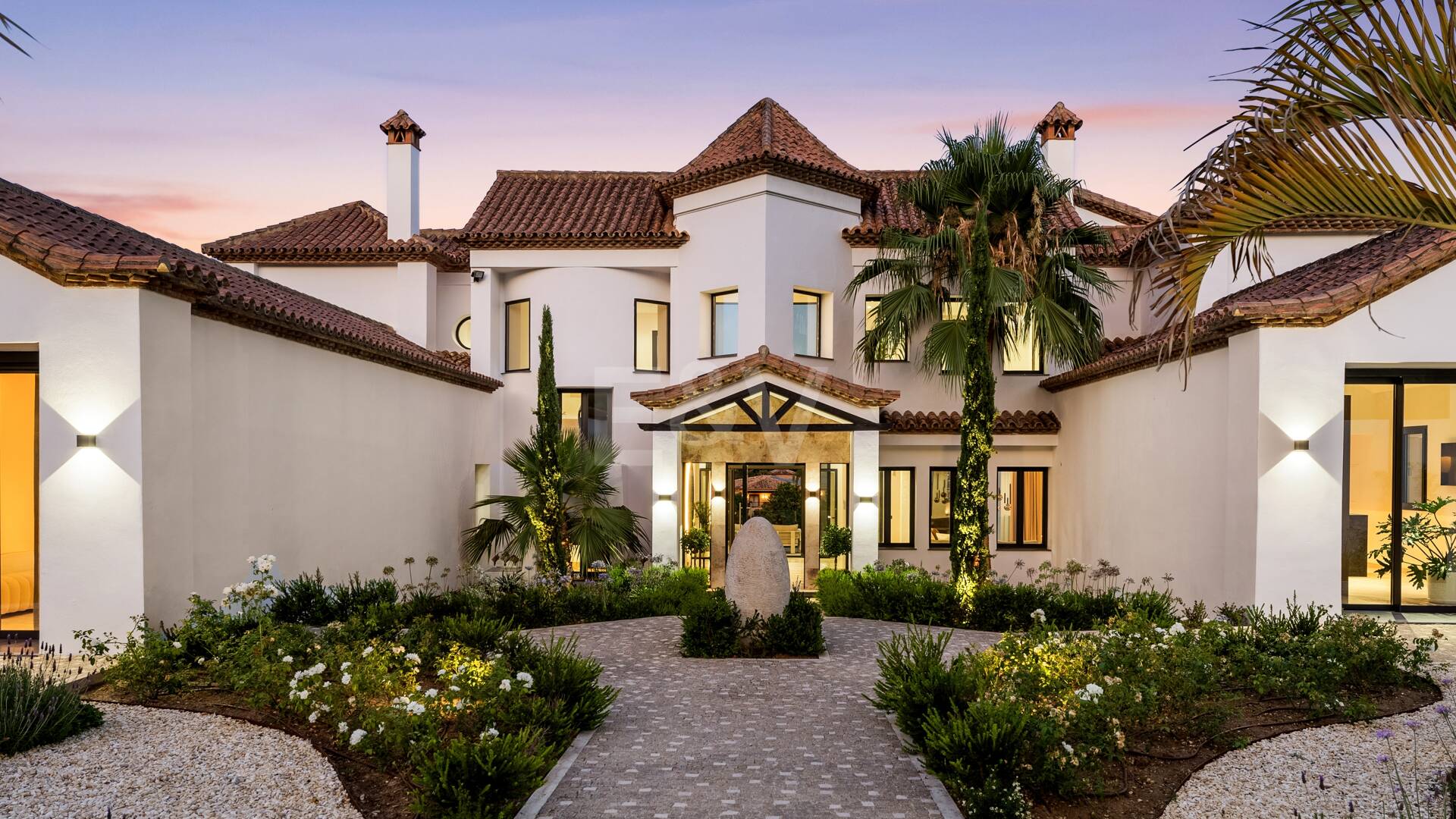 Villa avec mélange harmonieux de tradition et de luxe moderne